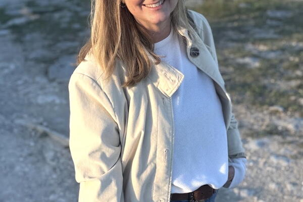 Jennifer Robertson 