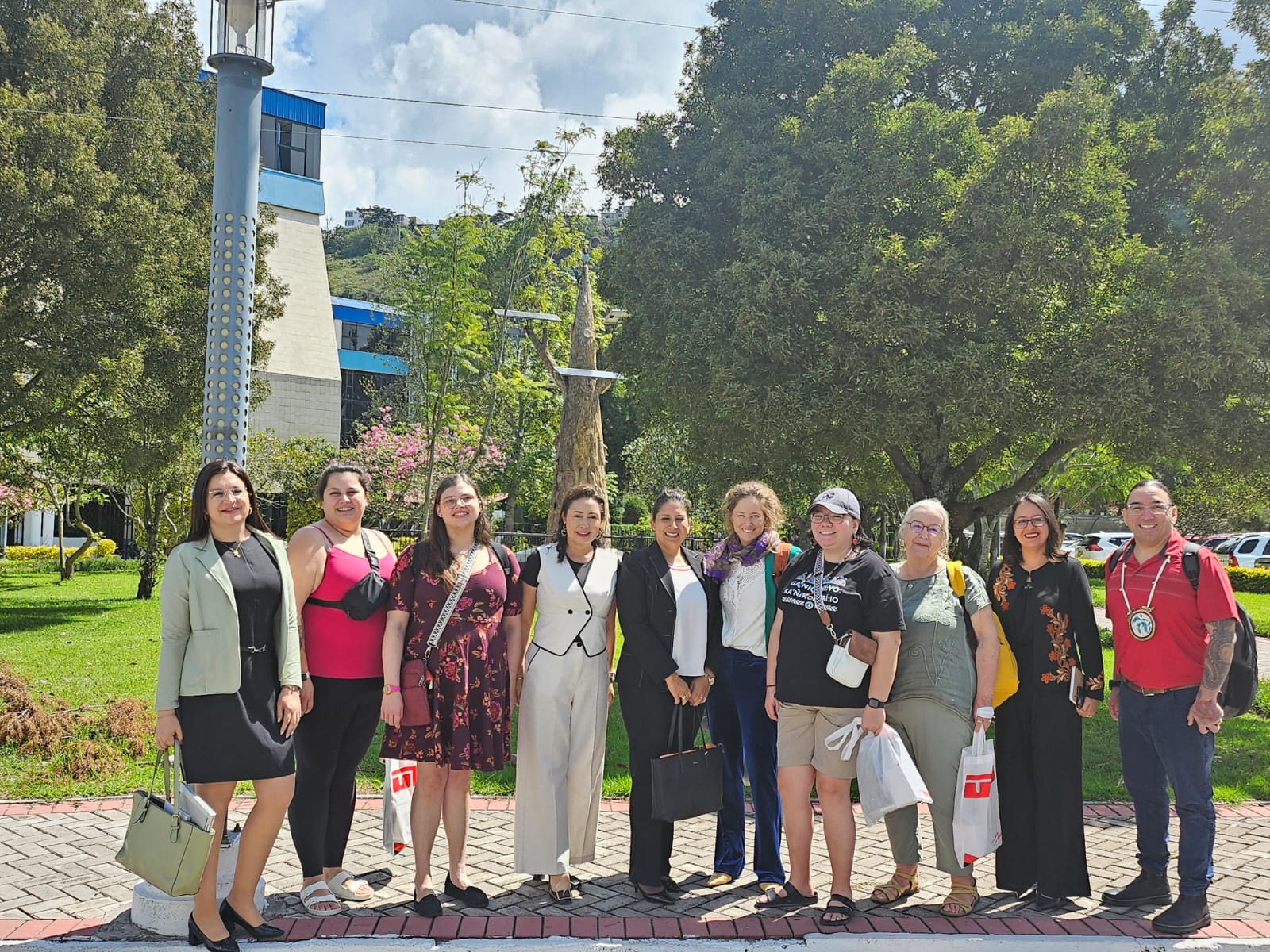 Queen's University and Universidad Técnica del Norte delegates